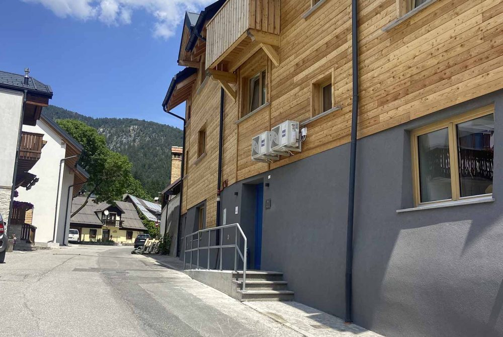 lussari-via-casarenza-ultimo-piano-004